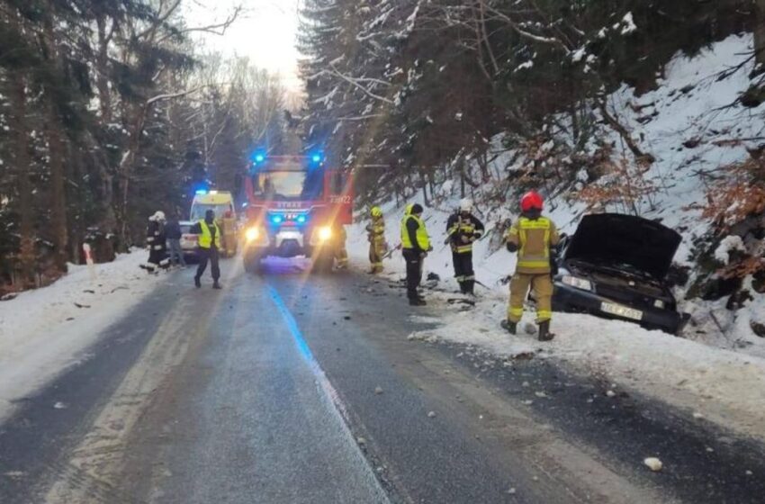 Tragiczny wypadek na Zakręcie Śmierci. Kierowca audi nie przeżył