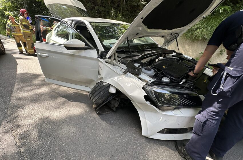 Wypadek w Lwówku Śląskim. Droga w kierunku Gryfowa całkowicie zamknięta