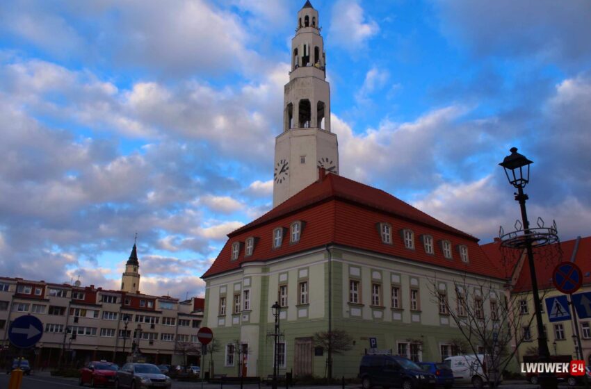 Gryfów: kiedy jeden kandydat to za mało, a kiedy wystarczy? Kontrowersje wokół naboru
