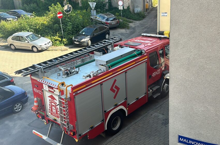  Dźwięk czujnika czadu w bloku na Stogryna. Przyjechała straż pożarna