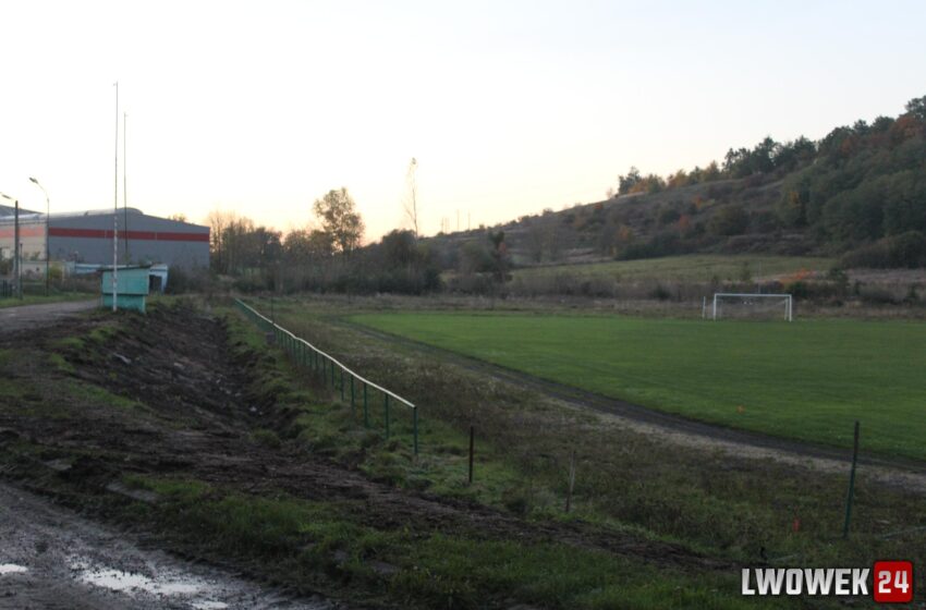  Ruszyła przebudowa Stadionu Miejskiego w Lwówku Śląskim