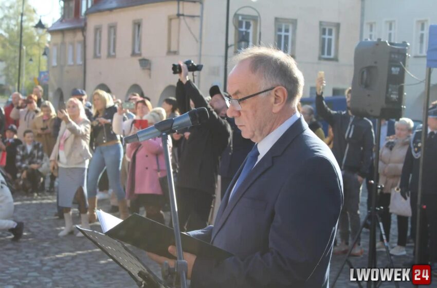  Burmistrz Lubomierza wydał zarządzenie. Marek Kozak odwołany z funkcji dyrektora. Znamy powód
