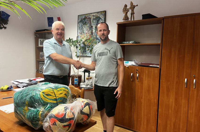 Powiat Lwówecki wsparł Czarnych. Klub otrzymał nowy sprzęt