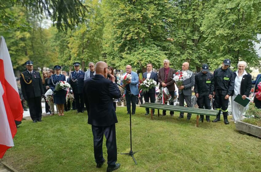Lwówecka policja oddała hołd Sybirakom